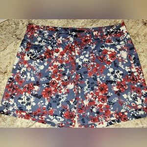 Bandolino Amy Floral Women's Shorts - Floral Blue and Red Size 12 ❤️